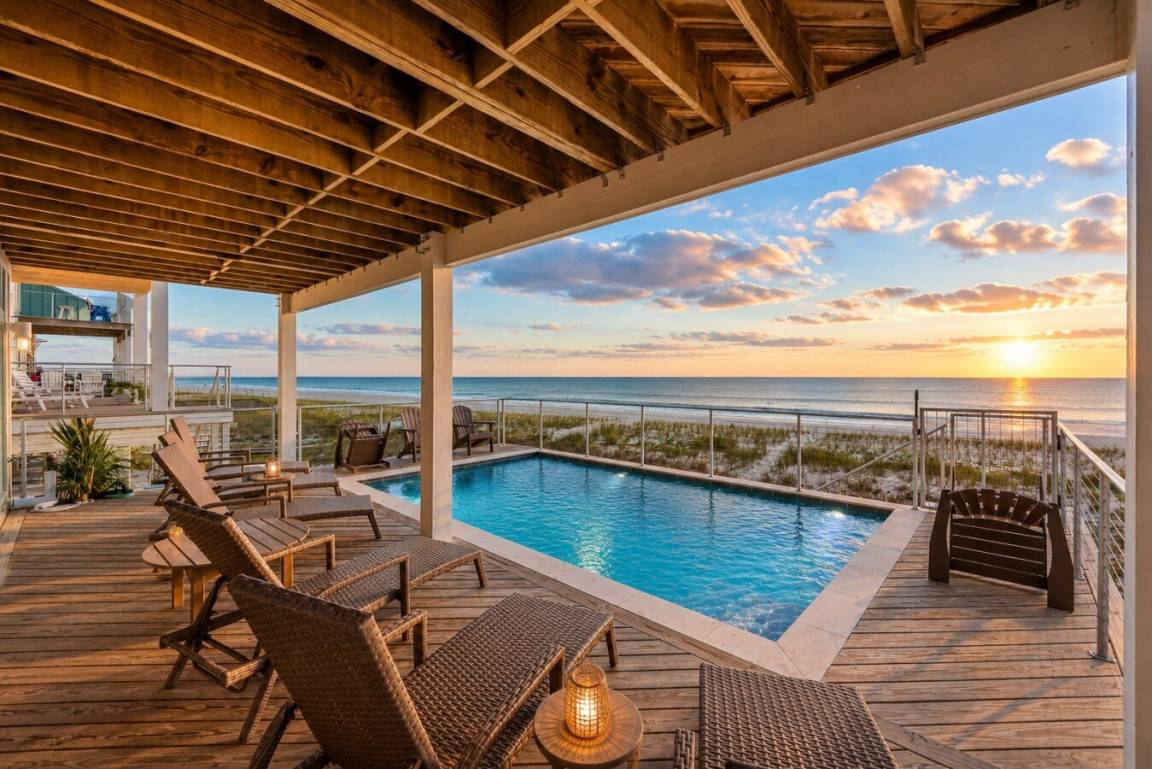 413 M² House ∙ 7 Bedrooms ∙ 24 Guests - Mexico Beach, FL