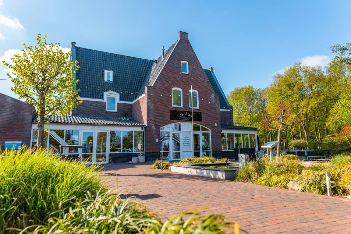 65 M² House ∙ 2 Bedrooms ∙ 4 Guests - Zaandam