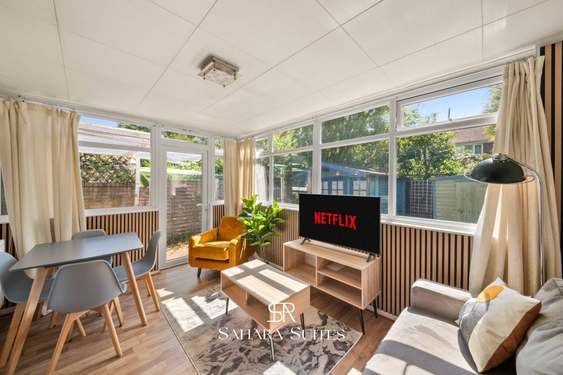 Apartament ∙ 4 Sypialnie ∙ 8 Gości - Wokingham