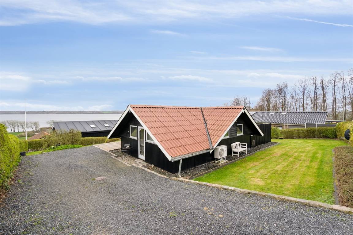 55 m² Ferienhaus ∙ 2 Schlafzimmer ∙ 4 Gäste – Bild 3