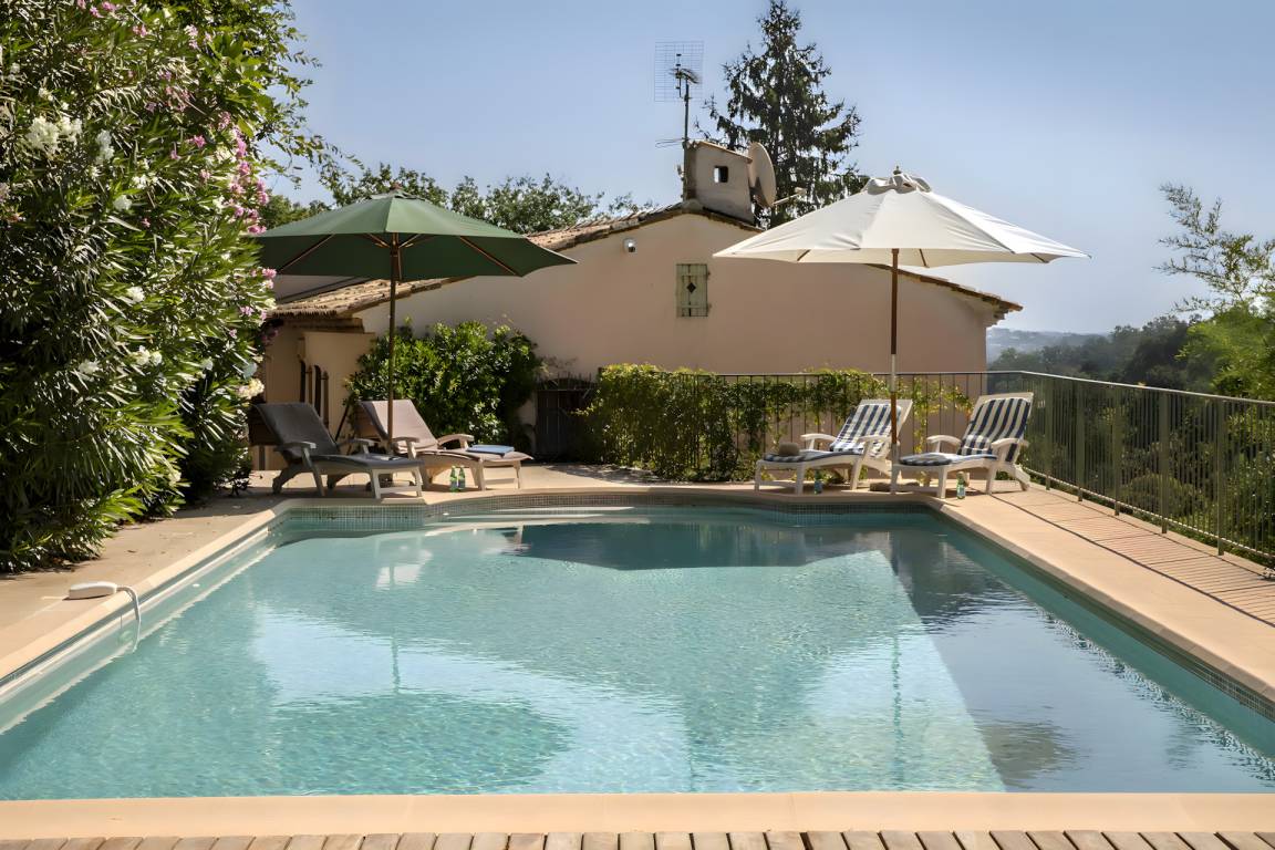 200 M² Villa ∙ 5 Slaapkamers ∙ 10 Gasten - Vence