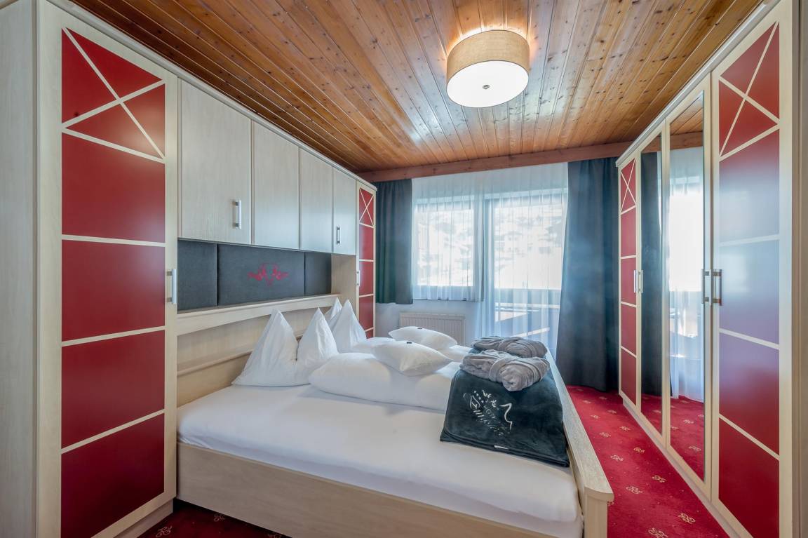 75 M² Hotel ∙ 2 Habitaciones ∙ 2 Huéspedes - Längenfeld, Austria