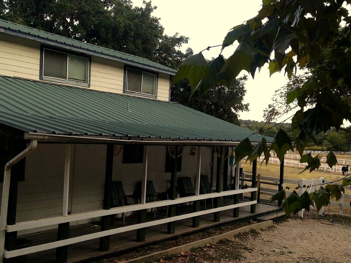 Casa ∙ 1 Habitación ∙ 8 Huéspedes - Boerne, TX
