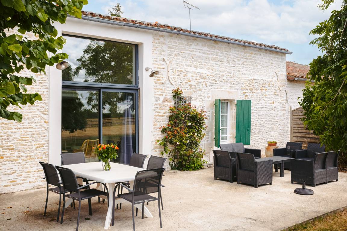 170 M² Maison De Vacances ∙ 5 Chambres ∙ 13 Personnes - Coulon