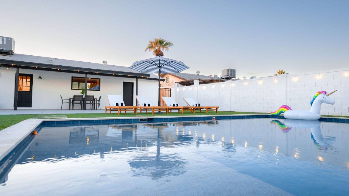 118 M² House ∙ 3 Bedrooms ∙ 8 Guests - Tempe, AZ