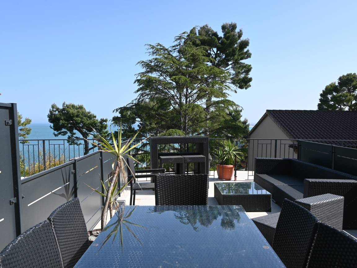 Apartment ∙ 1 Bedroom ∙ 4 Guests - Numana