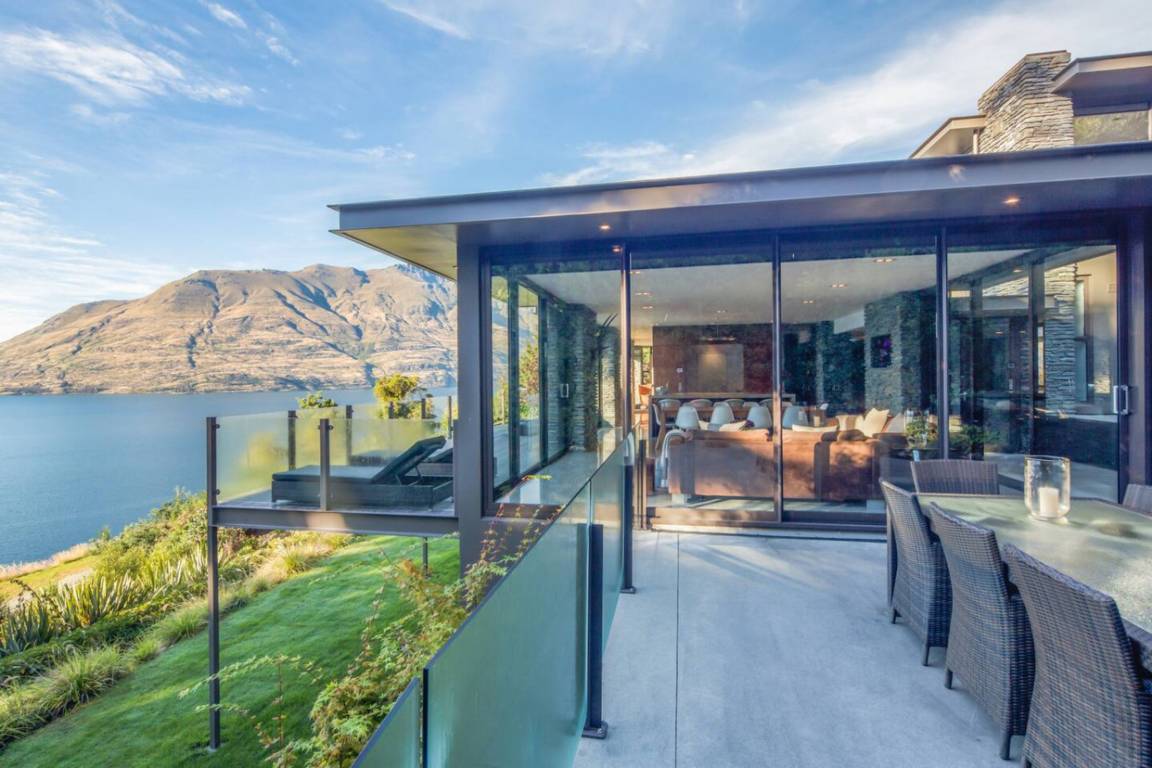 Apartment ∙ 5 Bedrooms ∙ 10 Guests - Queenstown