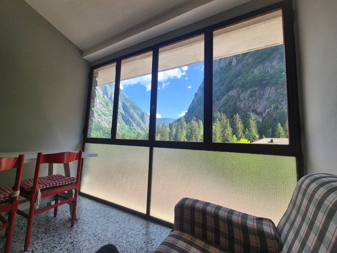 80 M² Appartement ∙ 2 Slaapkamers ∙ 6 Gasten - Chiesa in Valmalenco