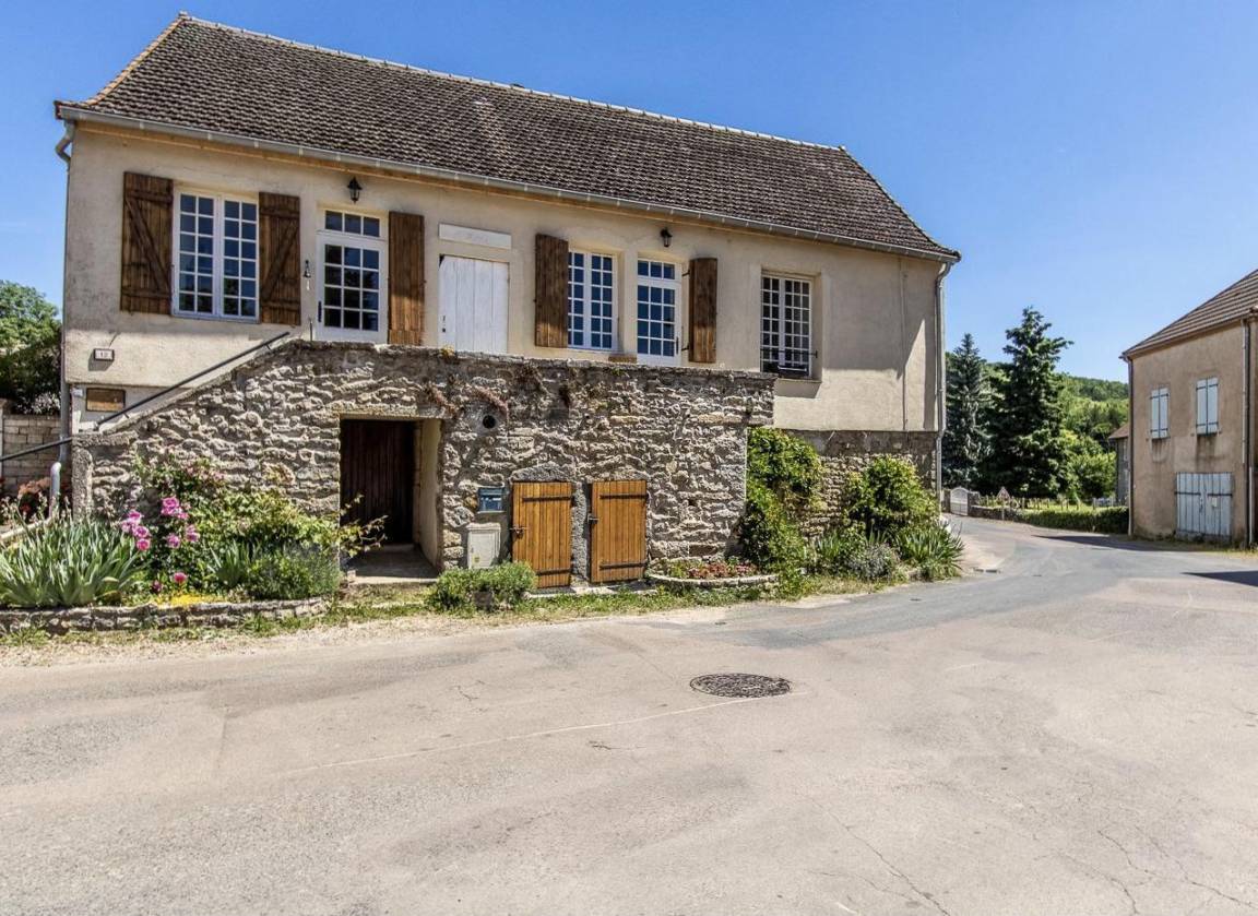 102 m&sup2; G&icirc;te 2 Schlafzimmer 4 G&auml;ste