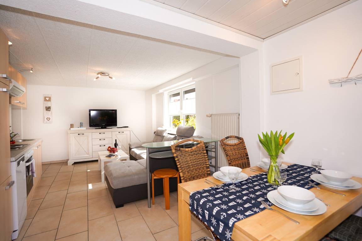 50 m² Ferienwohnung ∙ 2 Schlafzimmer ∙ 4 Gäste – Bild 2