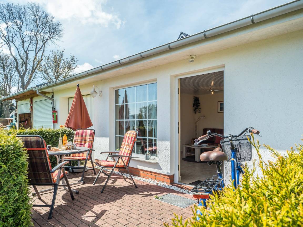 40 M² Ferienhaus ∙ 1 Schlafzimmer ∙ 2 Gäste - Darß