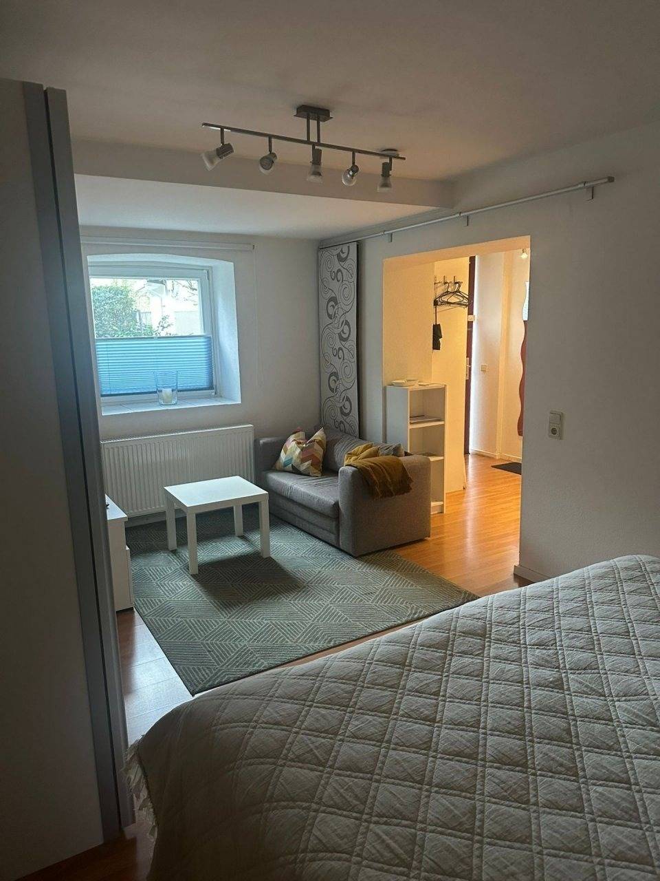 40 M² Ferienwohnung ∙ 1 Schlafzimmer ∙ 2 Gäste - Randersacker