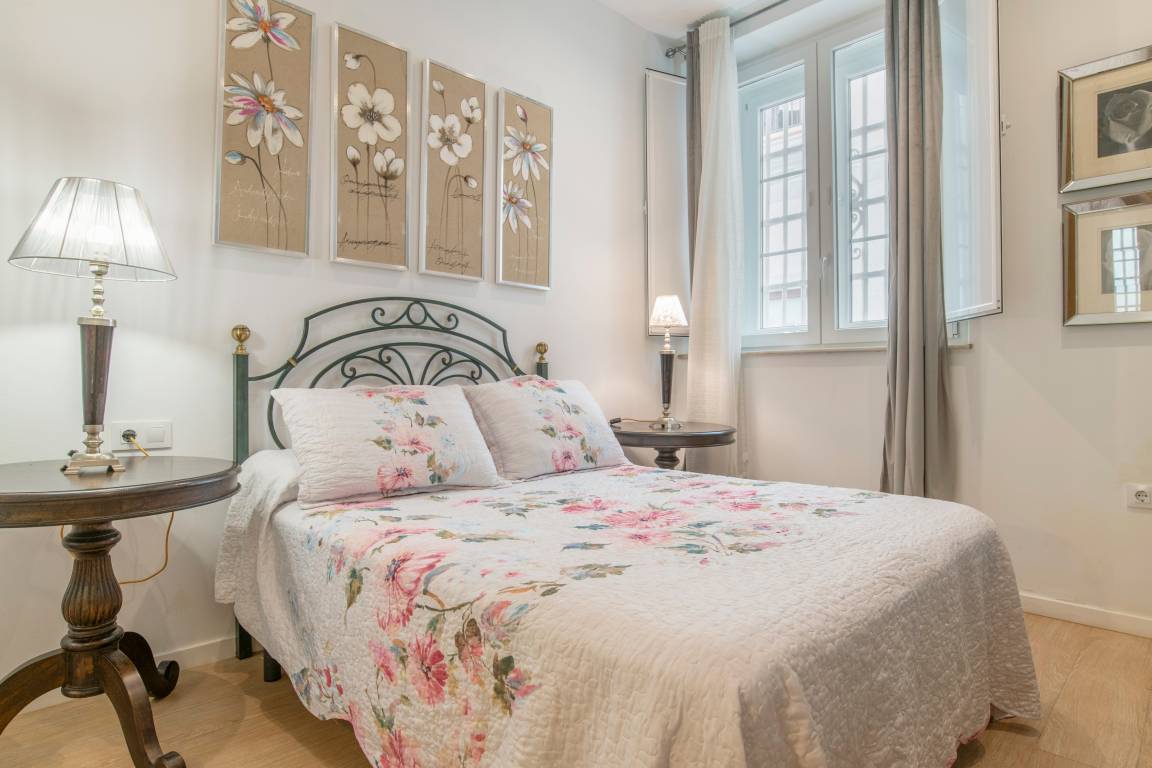 75 M² Apartamento ∙ 2 Habitaciones ∙ 6 Huéspedes - Cádiz