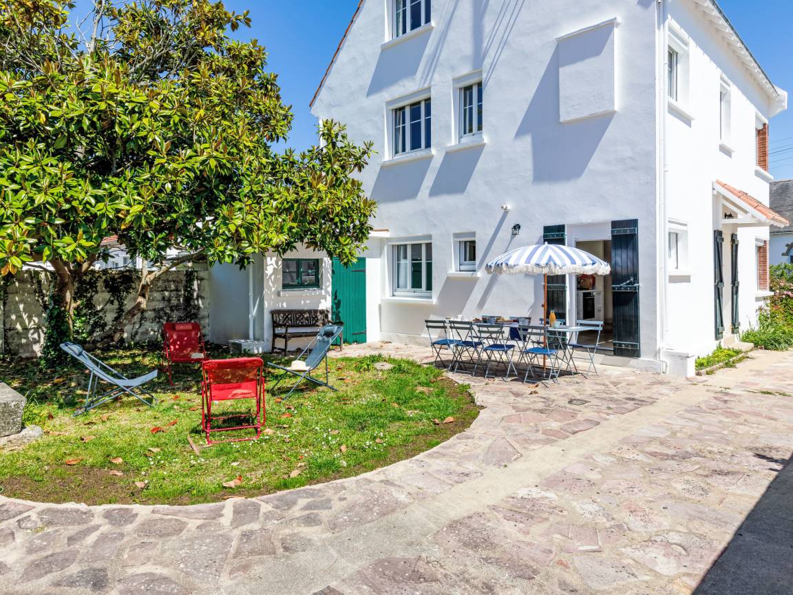 160 M² Maison De Vacances ∙ 4 Chambres ∙ 9 Personnes - Le Croisic