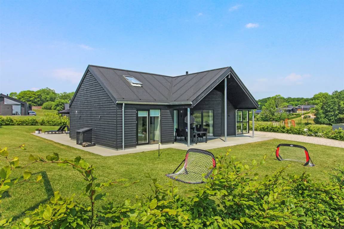 154 m&sup2; Ferienhaus 4 Schlafzimmer 10 G&auml;ste