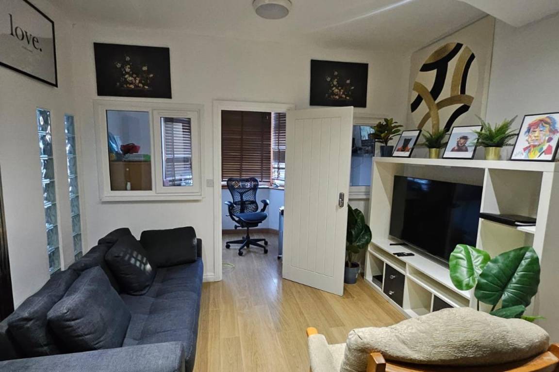 85 M² House ∙ 5 Bedrooms ∙ 10 Guests - London