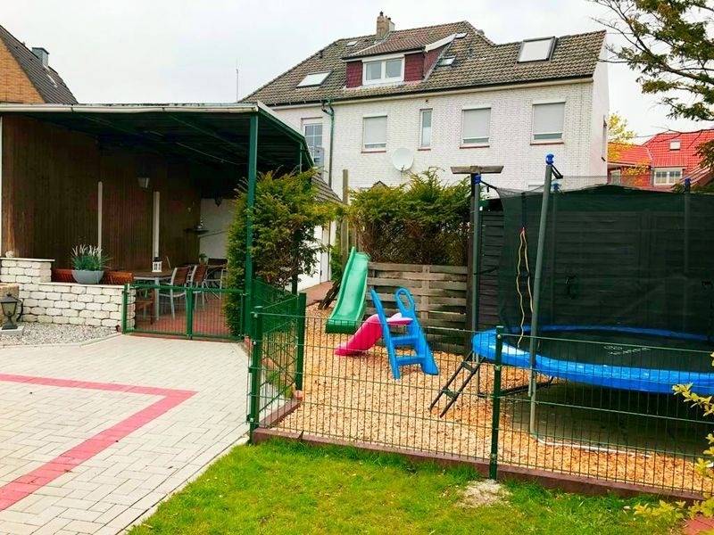 60 m² Ferienwohnung ∙ 2 Schlafzimmer ∙ 4 Gäste – Bild 1