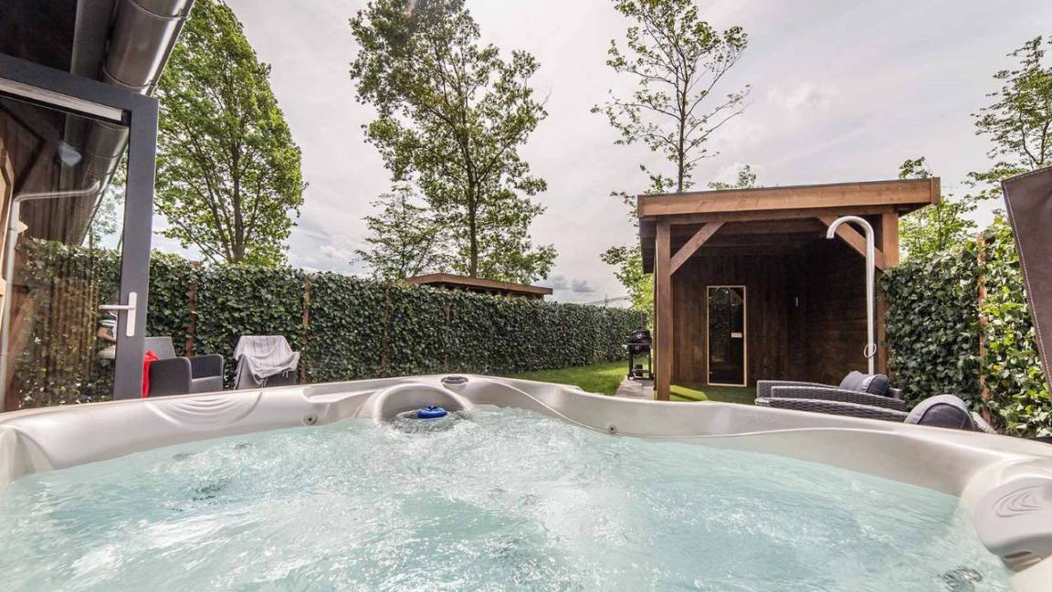 122 M² Apartamento ∙ 4 Habitaciones ∙ 8 Huéspedes - Maastricht