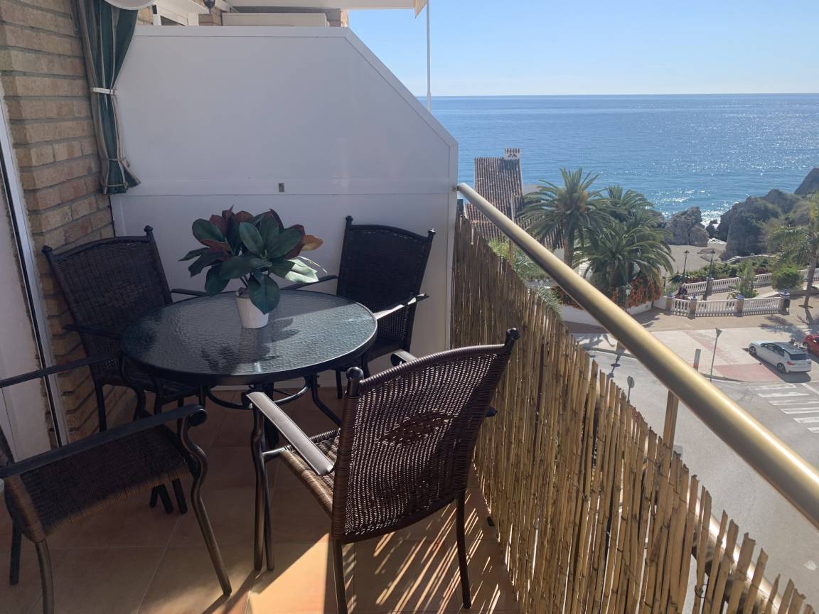 70 M² Lägenhet ∙ 2 Sovrum ∙ 4 Gäster - Nerja