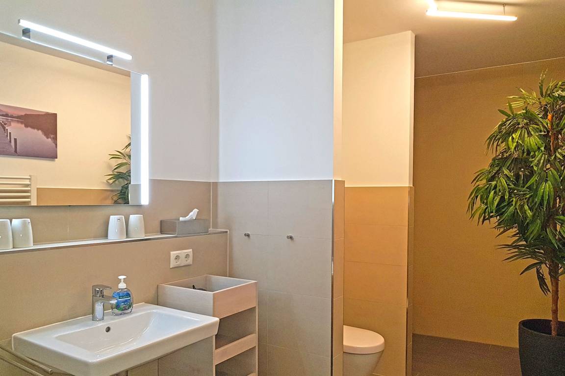 81 m² Ferienwohnung ∙ 2 Schlafzimmer ∙ 4 Gäste – Bild 3