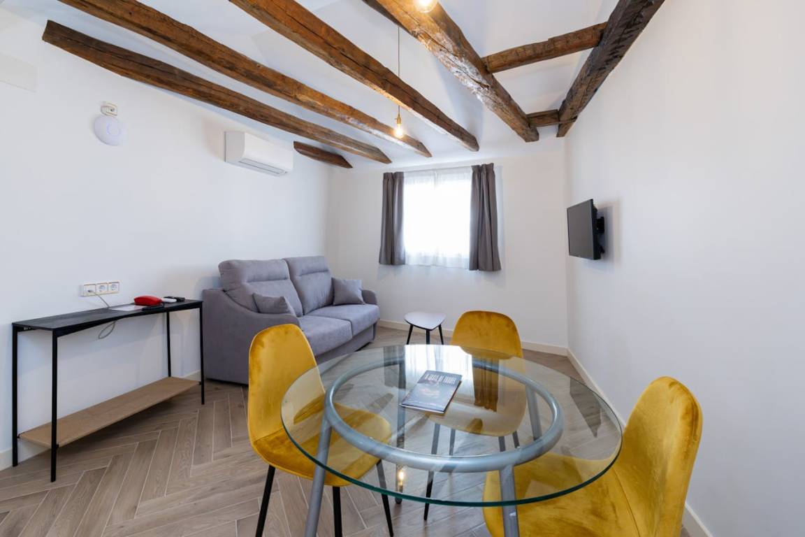 36 M² Apartamento ∙ 1 Habitación ∙ 1 Huésped - Madrid