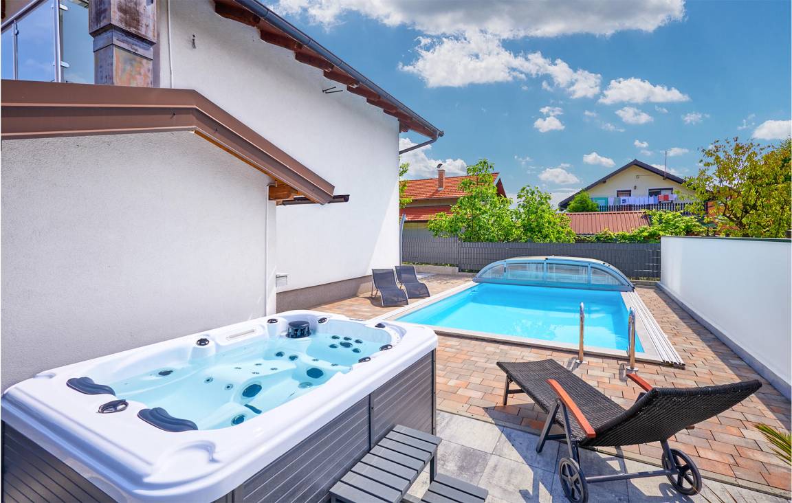 87 M² House ∙ 2 Bedrooms ∙ 3 Guests - Dugo Selo
