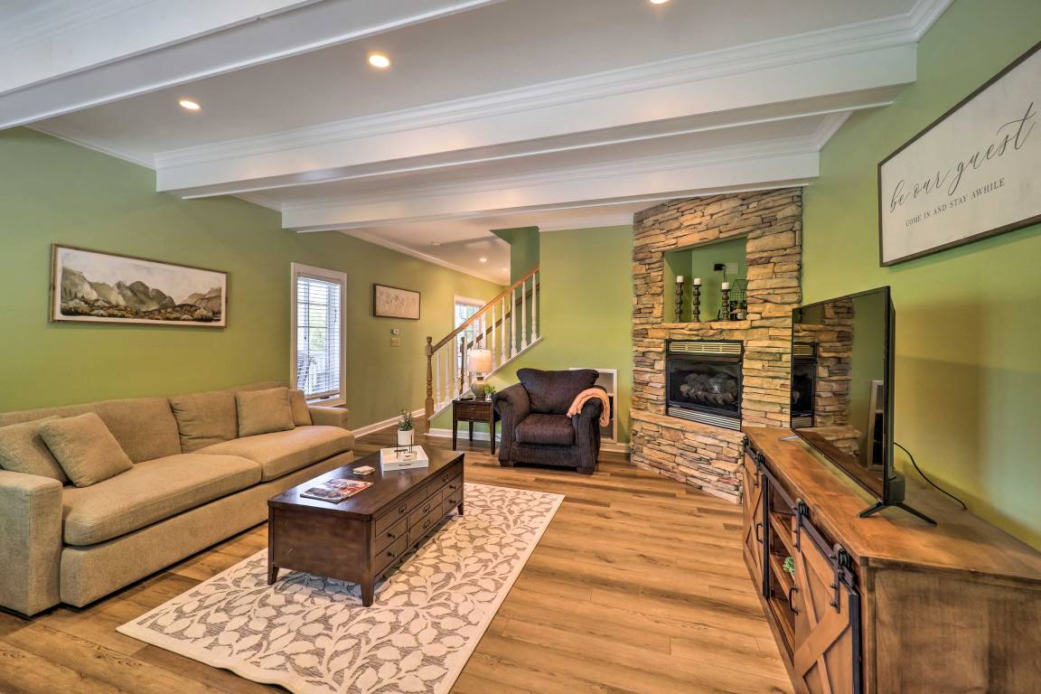 House ∙ 3 Bedrooms ∙ 6 Guests - Banner Elk, NC