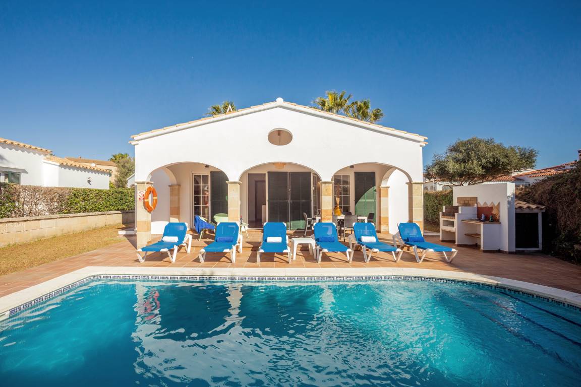 120 M² Ferienhaus ∙ 3 Schlafzimmer ∙ 6 Gäste - Menorca