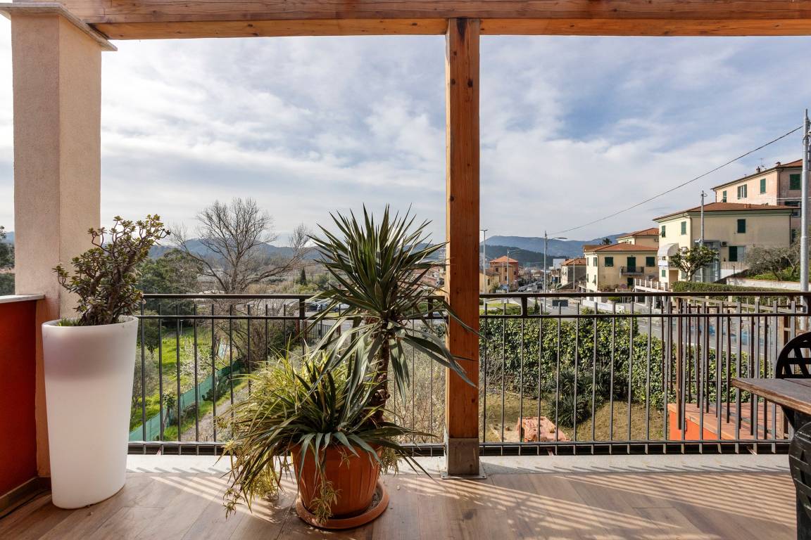 70 M² Huis ∙ 1 Slaapkamer ∙ 4 Gasten - Lerici