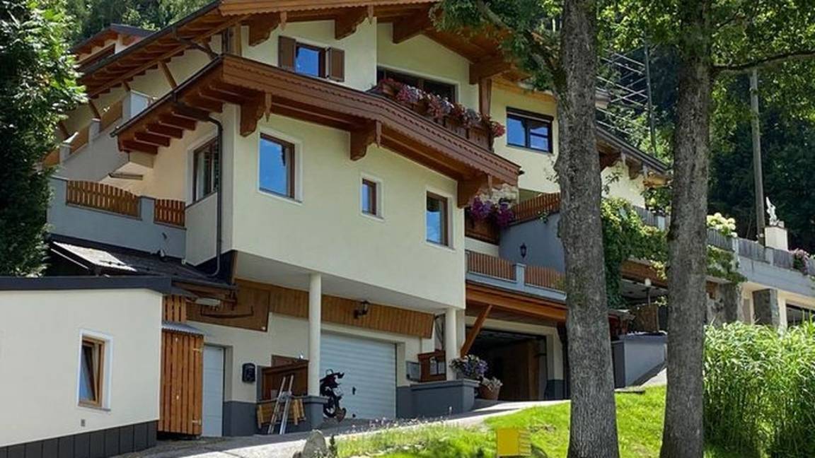 85 M² Ferienwohnung ∙ 2 Schlafzimmer ∙ 5 Gäste - Schwaz
