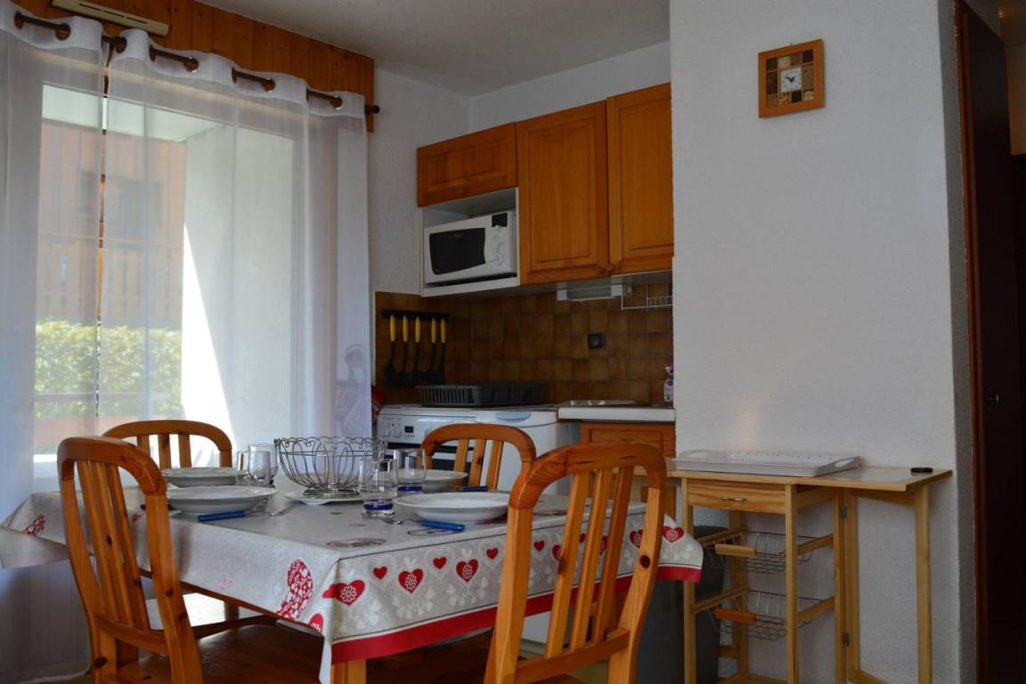 31 m² Ferienwohnung ∙ 1 Schlafzimmer ∙ 6 Gäste – Bild 2