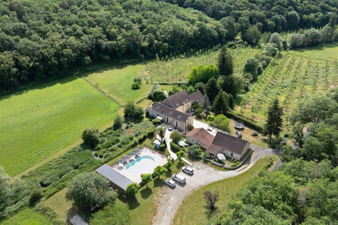 70 M² Ferienhaus ∙ 3 Schlafzimmer ∙ 6 Gäste - Montignac
