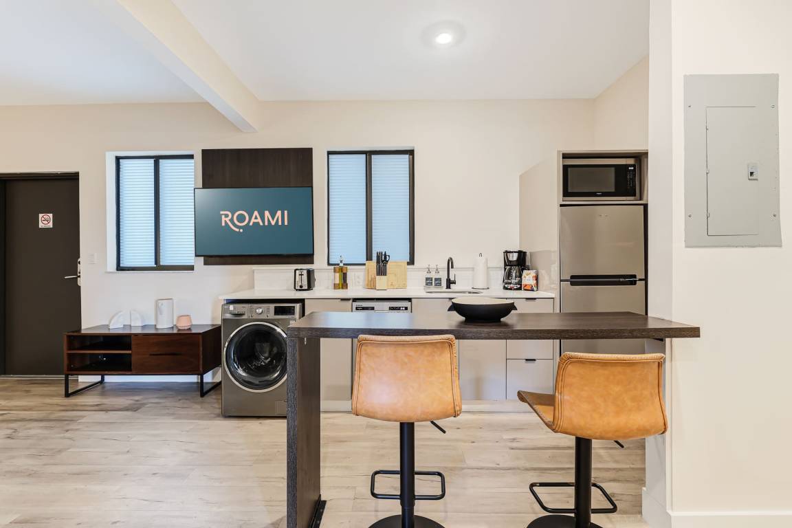 110 M² Apartment ∙ 4 Bedrooms ∙ 12 Guests - Miami