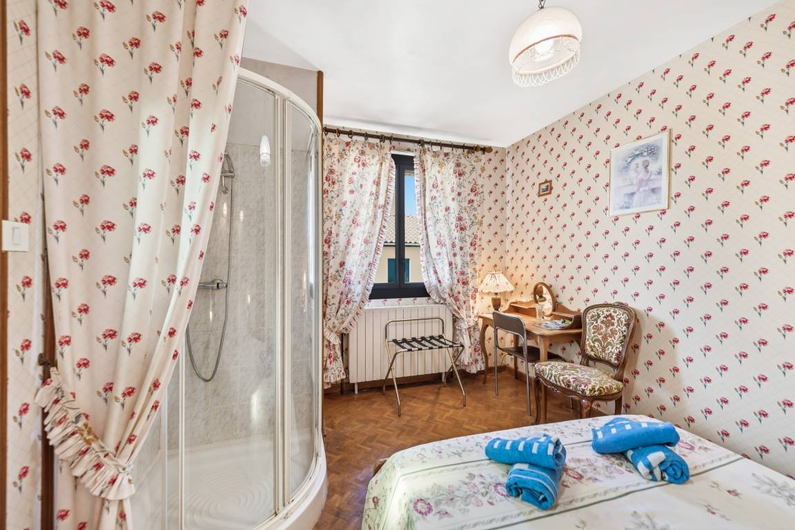 12 M² Chambre D'hôtes ∙ 1 Chambre ∙ 2 Personnes - Châtillon-sur-Chalaronne