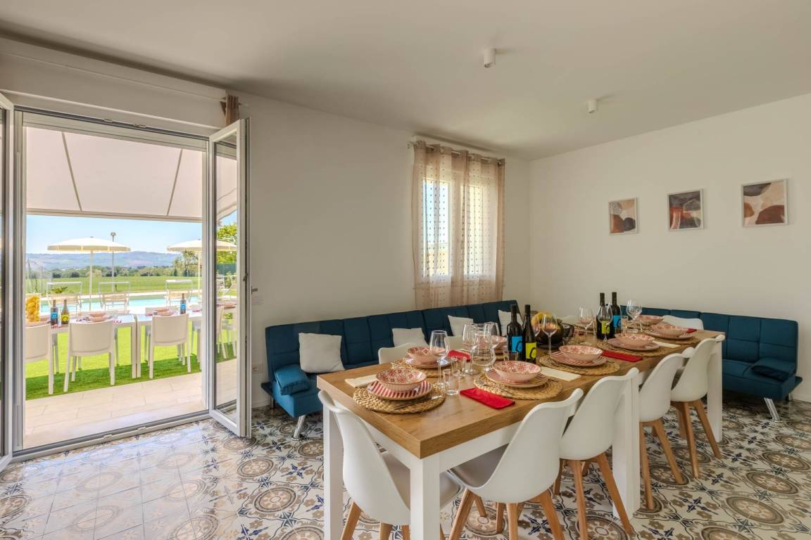 260 M² Villa ∙ 7 Bedrooms ∙ 14 Guests - Macerata
