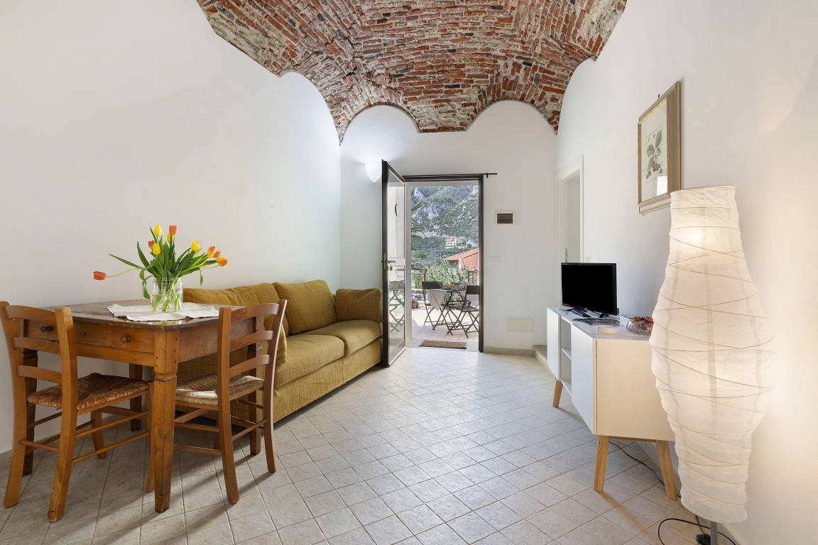 45 M² Ferienwohnung ∙ 1 Schlafzimmer ∙ 4 Gäste - Ceriale