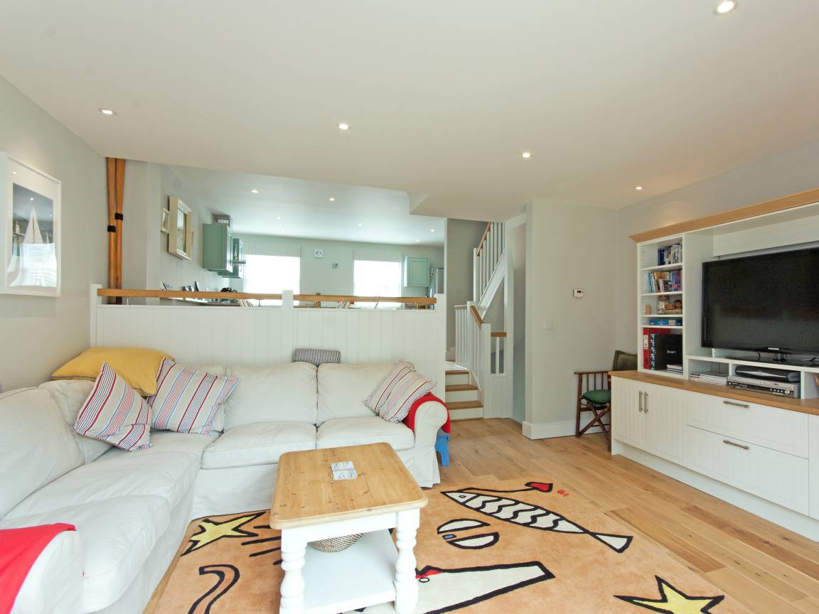 Cottage ∙ 4 Bedrooms ∙ 6 Guests - Salcombe