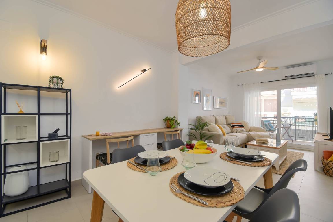95 M² Apartamento ∙ 2 Habitaciones ∙ 4 Huéspedes - Jávea