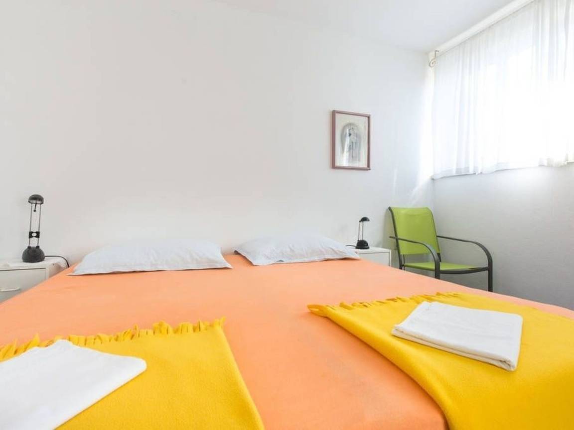 90 M² Ferienwohnung ∙ 4 Schlafzimmer ∙ 7 Gäste - Malinska