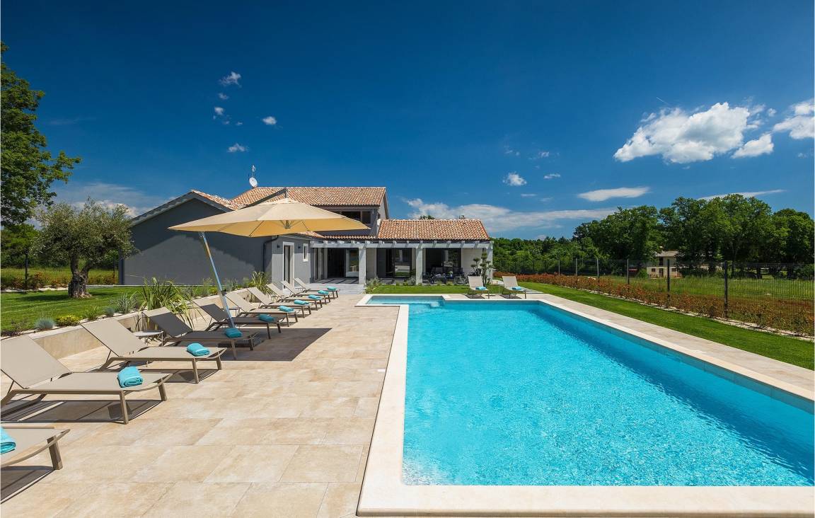 274 M² Maison De Vacances ∙ 5 Chambres ∙ 12 Personnes - Croatie
