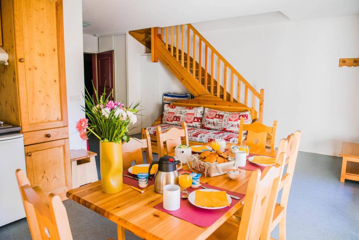 53 m² Ferienwohnung ∙ 1 Schlafzimmer ∙ 8 Gäste – Bild 5
