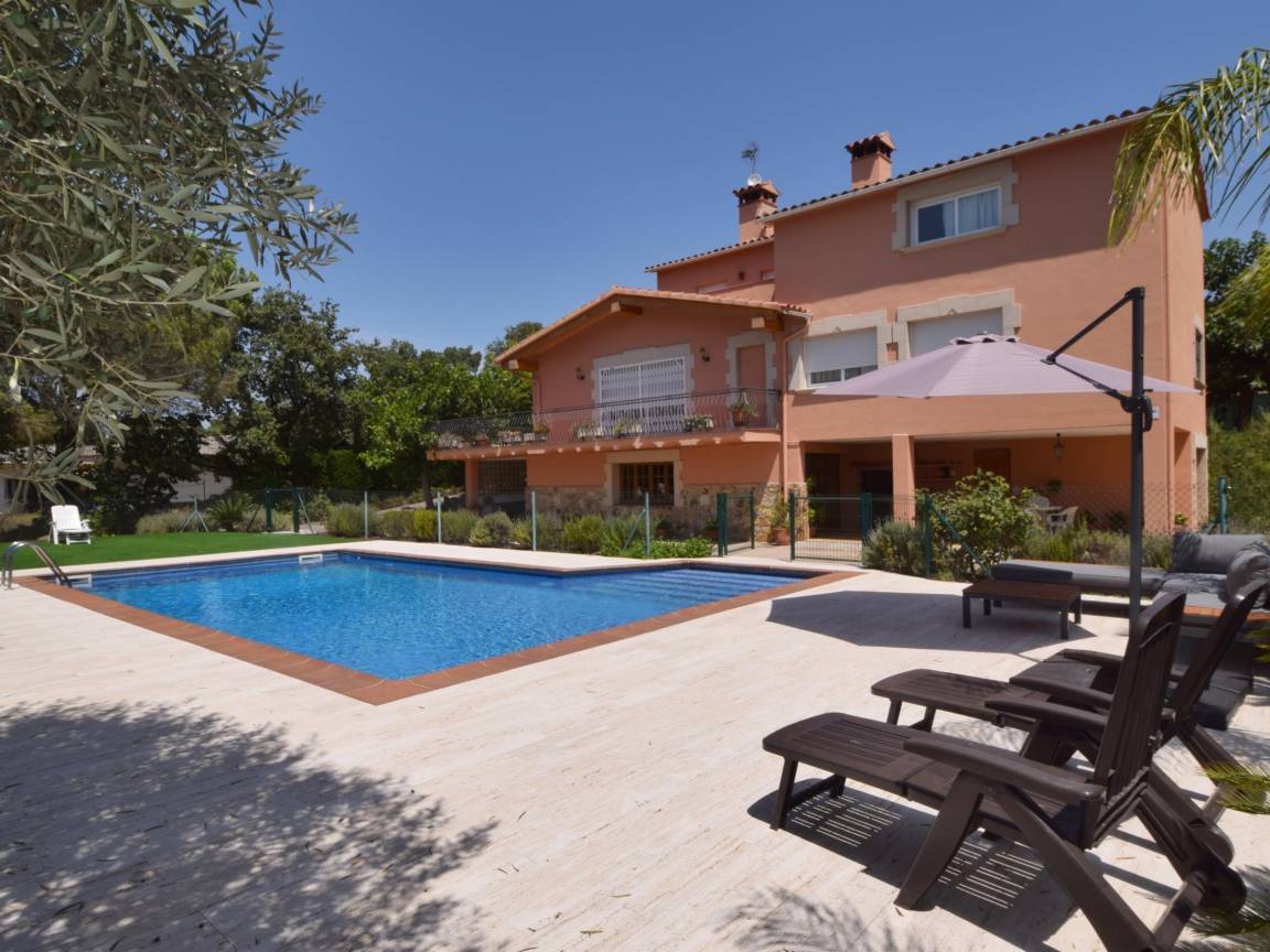 320 M² Villa ∙ 5 Bedrooms ∙ 10 Guests - Sant Feliu de Guíxols