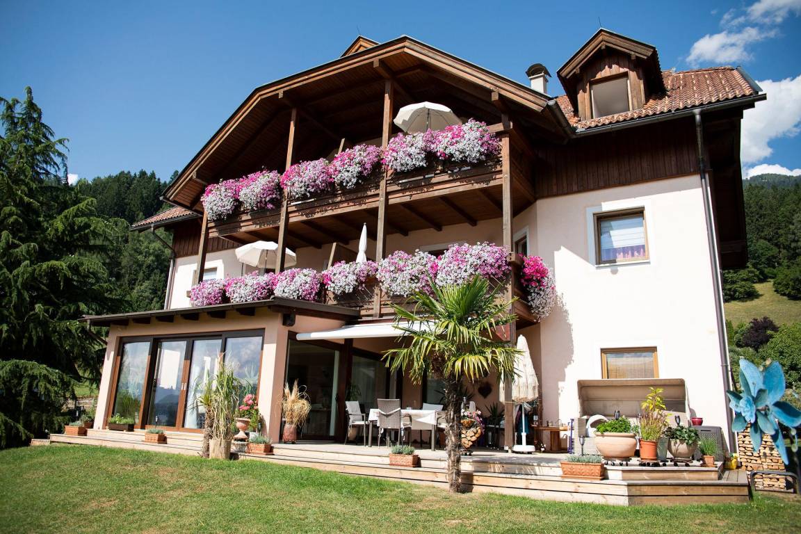 65 M² Ferienwohnung ∙ 2 Schlafzimmer ∙ 5 Gäste - Millstatt
