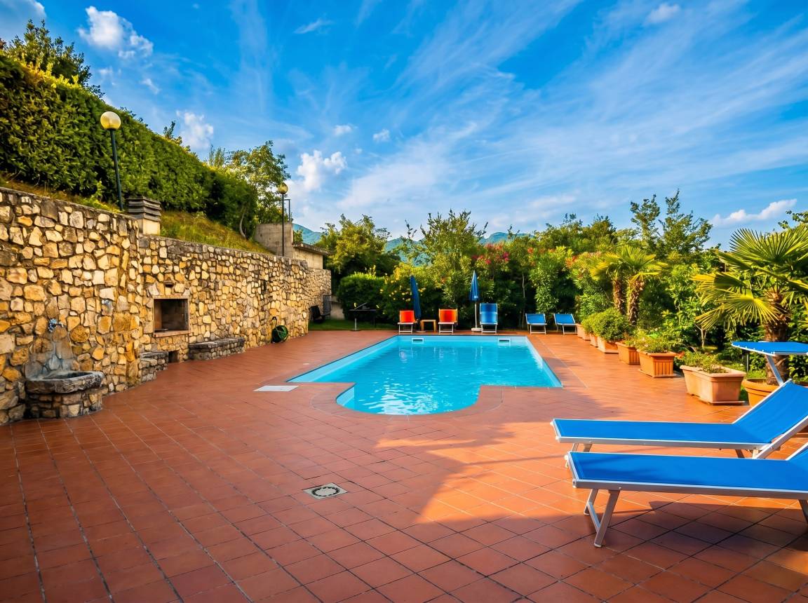 60 M² Appartement ∙ 2 Chambres ∙ 4 Personnes - Malcesine