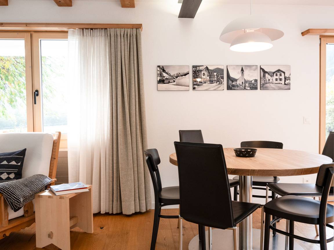 Ferienwohnung ∙ 3 Schlafzimmer ∙ 6 Gäste - Müstair