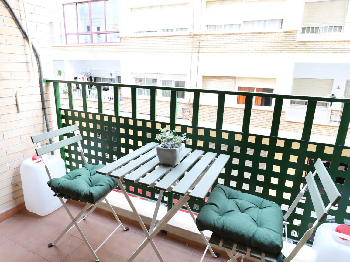 55 M² Apartamento ∙ 2 Habitaciones ∙ 4 Huéspedes - Sagunto