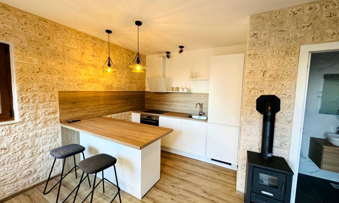 66 M² Ferienhaus ∙ 1 Schlafzimmer ∙ 2 Gäste - Bibinje