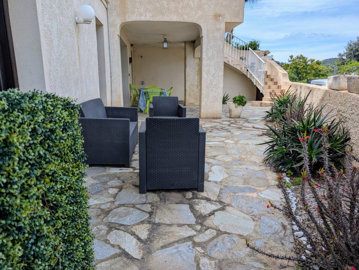 80 M² Appartamento Vacanza ∙ 2 Camere Da Letto ∙ 4 Ospiti - Serra di Ferro