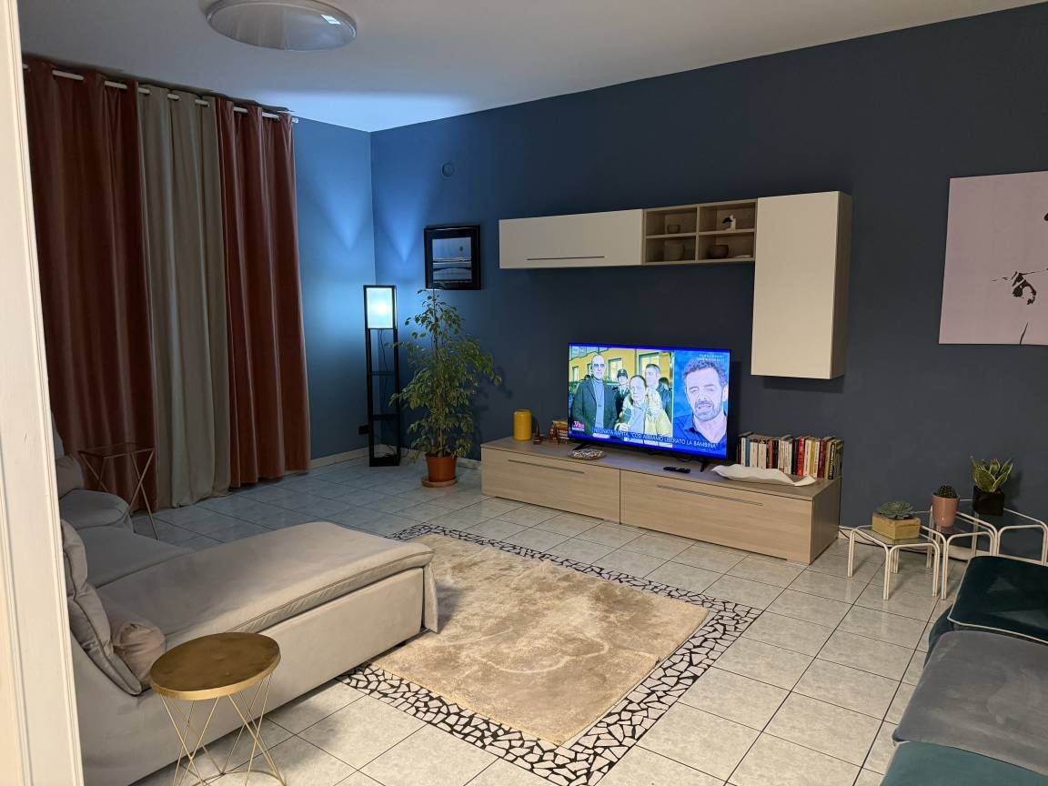 140 M² Apartamento ∙ 3 Habitaciones ∙ 5 Huéspedes - Macerata
