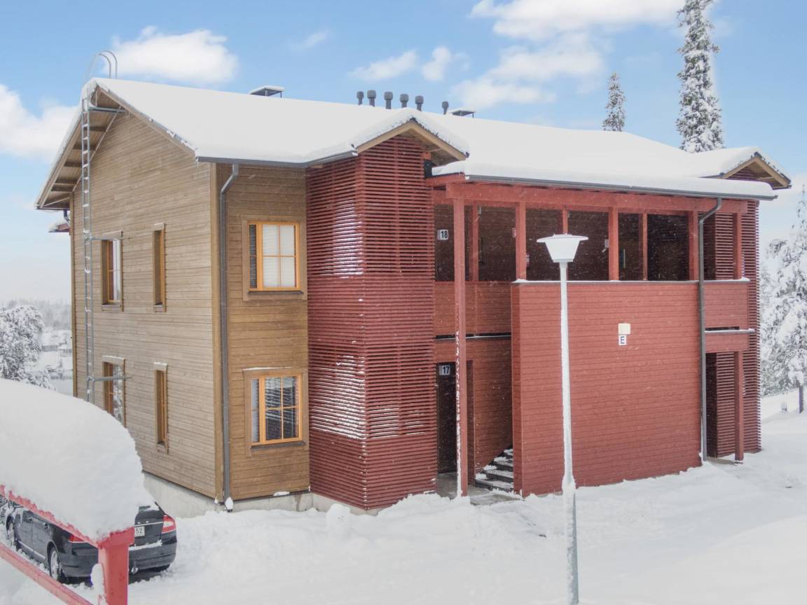 65 M² House ∙ 2 Bedrooms ∙ 4 Guests 2